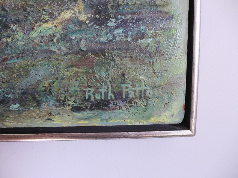 Puede incluir: Un primer plano de una pintura con un estilo abstracto texturizado. La pintura est&aacute; firmada "Ruth Patton" en la esquina inferior derecha.