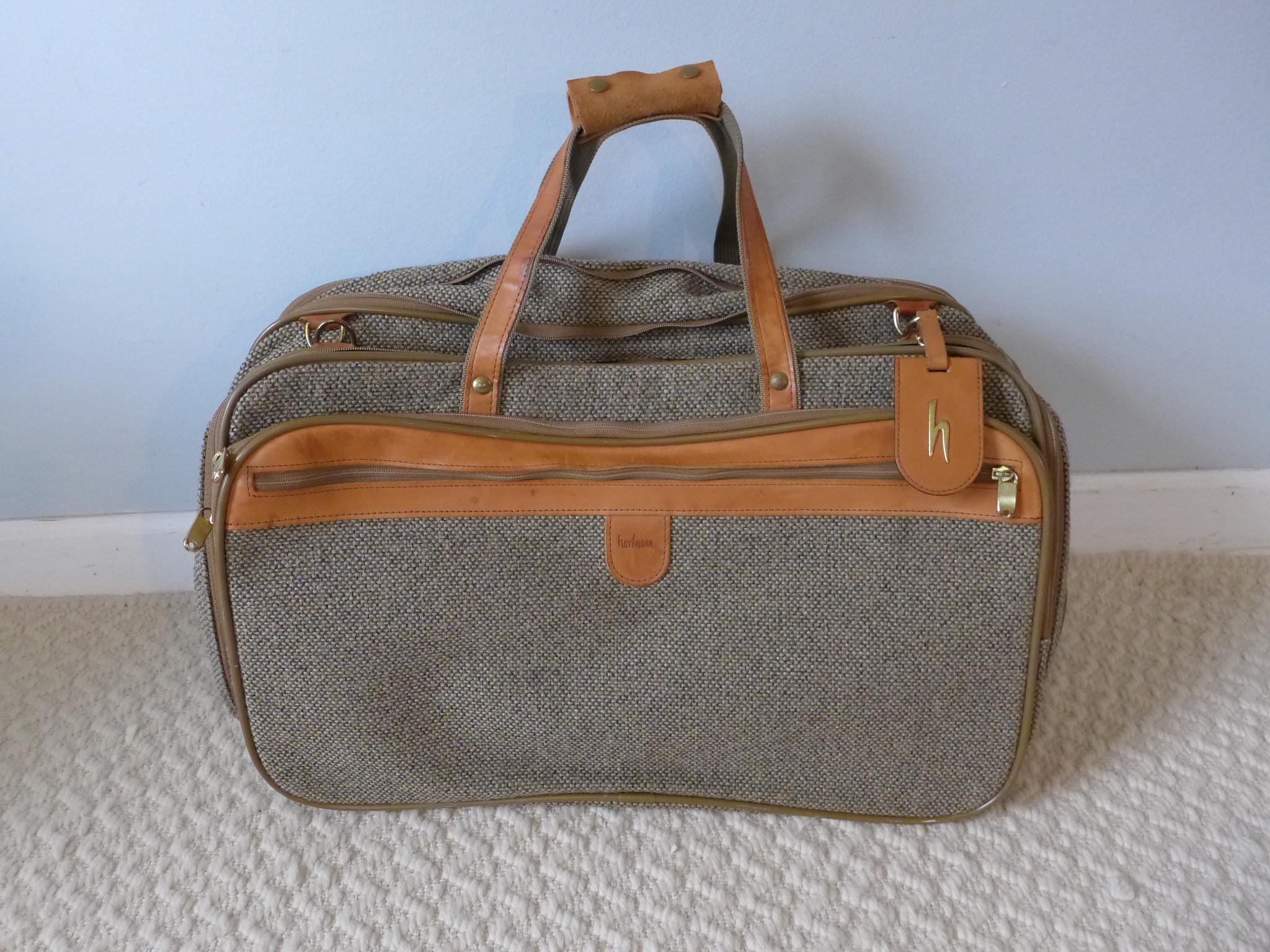 Vintage Hartmann Tweed and Tan Leather Large 22