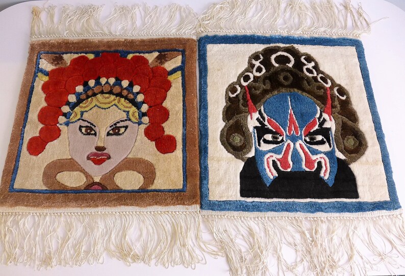 Geisha and Samurai Silk Rug Wall Hangings Vintage Small Plush Oriental Rugs with Delicate Fringe Asian Decor Japan Wall Art image 4
