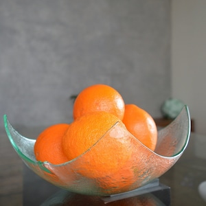 Modern Minimalist Fused Glass Fruit Bowl. Centerpiece Salad Bowl. Mininalist Glass Bowl. Transparent Fused Glass Bowl. Clear Glass Bowl L