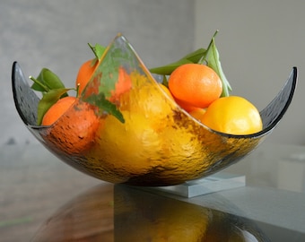 Bol à fruits minimaliste en verre fusionné : centre de table gris transparent (taille L)