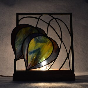 Art Deco Tulip Stained Glass Lamp
