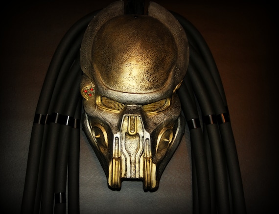 Mascara de depredador original Clearance