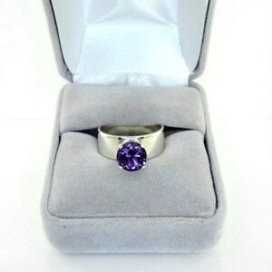 Alexandrite Medium Band Sterling Silver Ring, 8mm Color Change Alexandrite Gemstone, Proposal Ring, Wedding Ring, Engagement Ring image 2