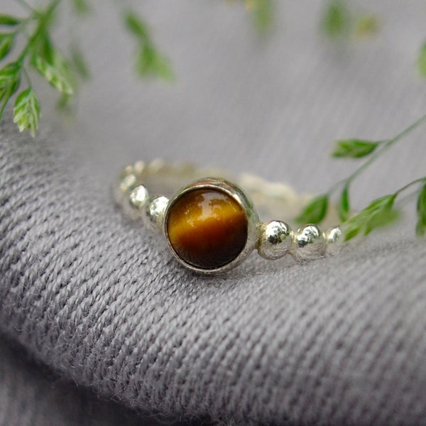 Silber Setzring mit Tiger's Eye Edelstein, Bridesmaid Gift, Tiger-Auge-Ring mit Wahl der H&auml;lfte rund, Runde oder halben Perlen Band