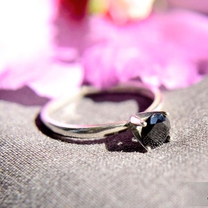 Bridesmaids Gifts Black Spinel Ring 5mm Gemstone Promise Ring Engagement Ring Polished Sterling Silver Ring Black Diamond Alternative