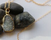 Gray druzy pendant on goldfilled chain. 14k gold filled necklace, druzy necklace, Vintage necklace, druzy pendant