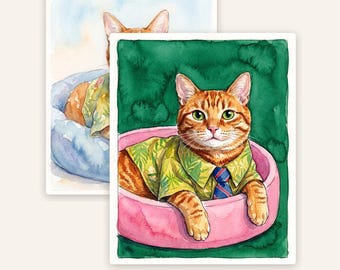 Op de afbeelding: Een aquarelillustratie van een oranje cyperse kat die een lichtgroen overhemd met palmbladpatroon en een blauw-rode gestreepte das draagt. De kat rust in een rond roze mandje tegen een effen donkergroene achtergrond.