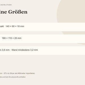 May include: A digital information graphic titled Deine Gr&ouml;&szlig;en by Maybels Digital Studio. It lists dimensions for Kompakt at 140 x 90 x 18 mm, Gro&szlig; at 180 x 110 x 20 mm, and base/wall thicknesses of 3.6 mm and 3.2 mm respectively.