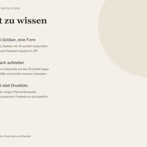 May include: A digital information sheet from Maybels Digital Studio titled Gut zu wissen. It lists three points regarding 3D printing files, including two STL files with 36 outer grooves, instructions for placement on a print bed, and a note that CAD images represent filament colors.