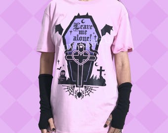 Camiseta rosa pastel gótica com caixão, camiseta kawaii harajuku jfasion, roupa alternativa fofa e assustadora, 100% algodão unissex