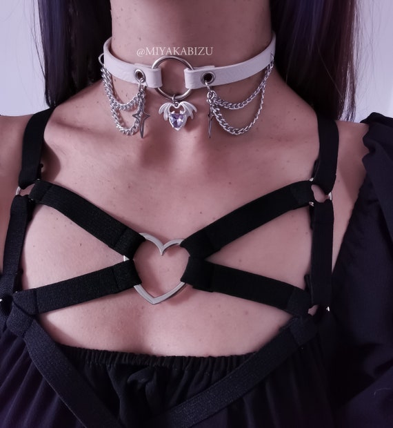 Harajuku Holographic Iridescent Heart Choker (4 Colors