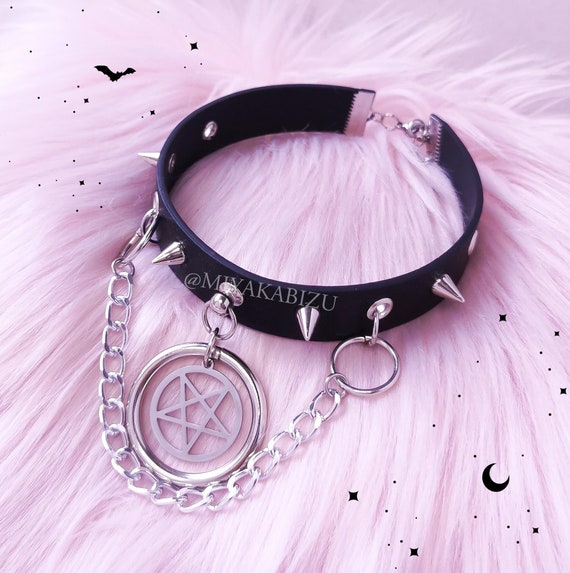 Pastel Goth Choker with Pentagram O-ring Chain Spikes. Gothic Grunge Coquette Witch Alter Jewelry. Black Pink Kawaii Menhera Harajuku Collar