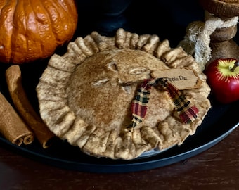 Primitive Faux Mini Apple Pie Tiered Tray Decor / Shelf Sitter 5.5 inch pie