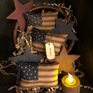 Primitive American Flags and Stars Bowl Fillers