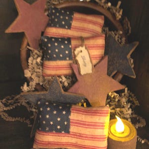 Primitive American Flags and Stars Bowl Fillers