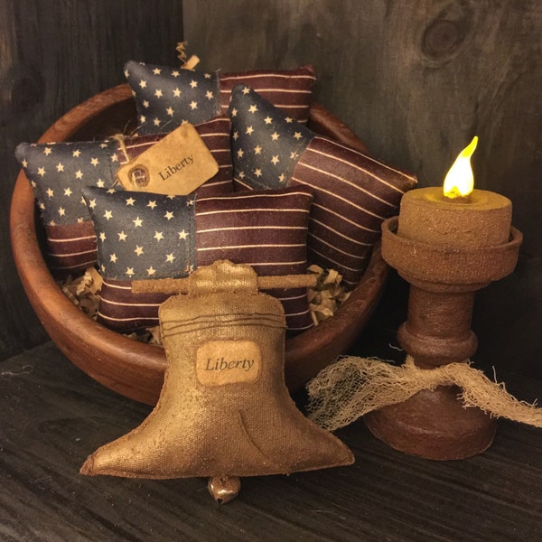 Primitive Liberty Bell and American Flag Bowl Fillers / Tucks