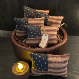Primitive Flag Bowl Fillers