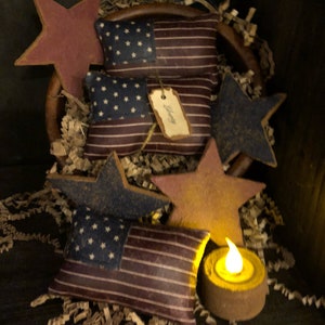 Primitive American Flags and Stars Bowl Fillers