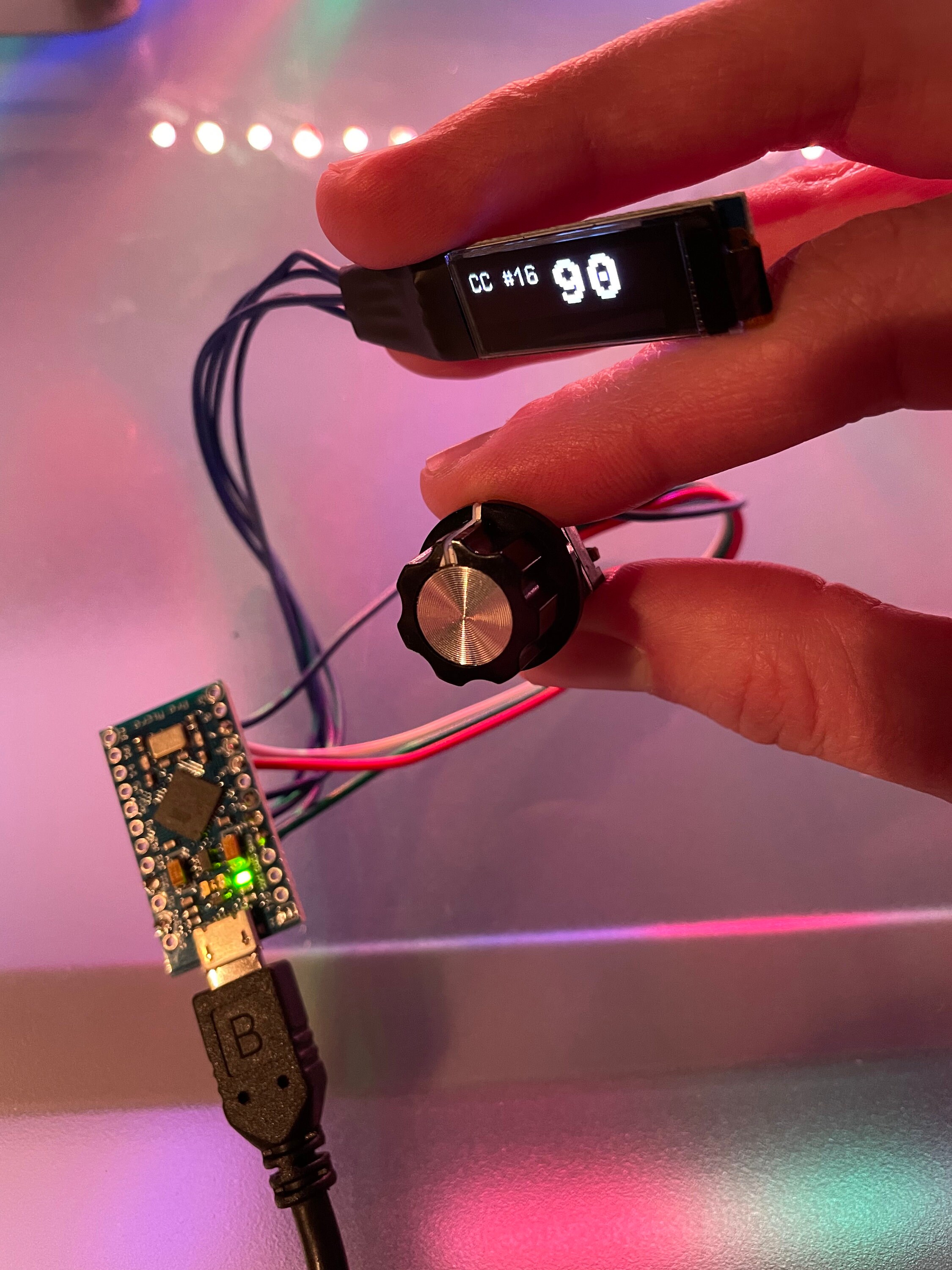 Make Your Own Custom USB MIDI Controller With Encoders & OLED Lcd ...