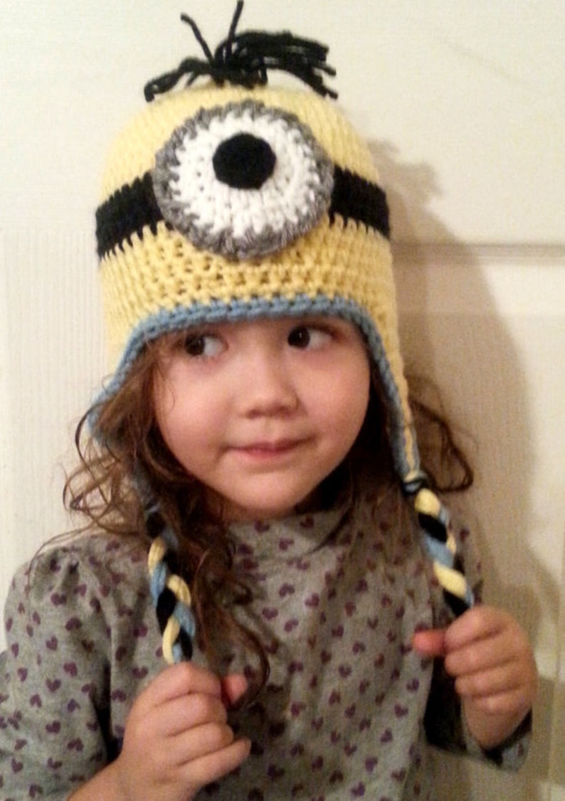 PDF Minion All Sizes Crochet Hat image 1