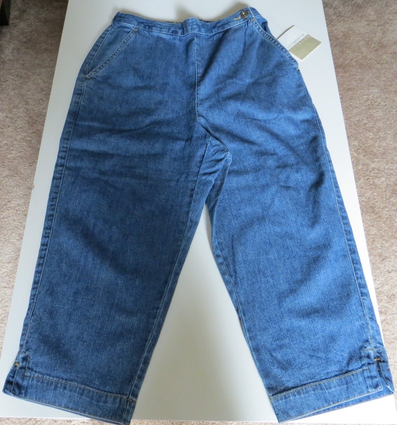 Vintage Retro Liz Claiborne Women Teen Demin Jean Blue Pants Capris Petite Size 6 NWT New With Tag Never Worn