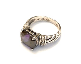 Bague Avon en argent sterling, taille 5 Bague violette CZ 925