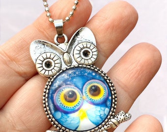 Retro Owl Necklace, Silvertone on Ball Chain