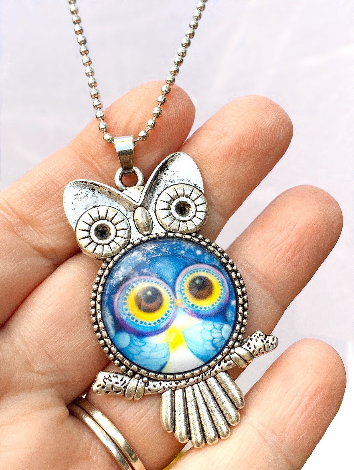 Retro Owl Necklace, Silvertone on Ball Chain