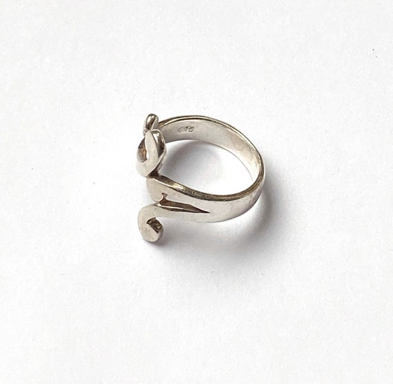 Sterling Silver Scroll Bypass Ring, Size 9 - image 5