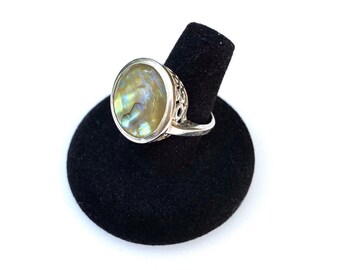 Abalone Ring in Sterling Silver, Paua Shell Filigree Circle Design, Size 8
