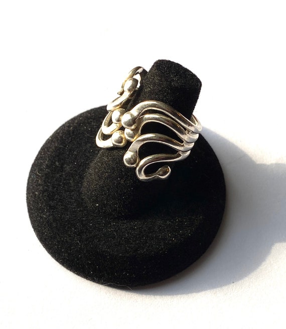 Sterling Silver Scroll Ring, Size 8 - image 2