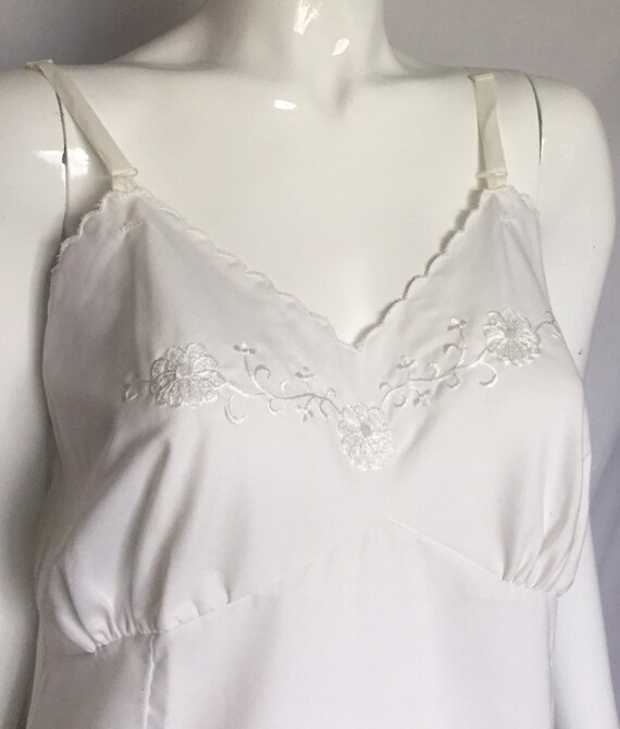 60's Crisp White Cotton Embroidered Slip
