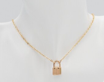 Rose gold stainless steel 16" lock necklace