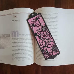 Marque-page libellule et papillons, fichiers SVG