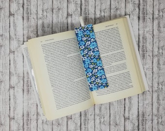 Flowered Bookmark, Handcrafted Book Marker, Perfect Gift for Bookworms