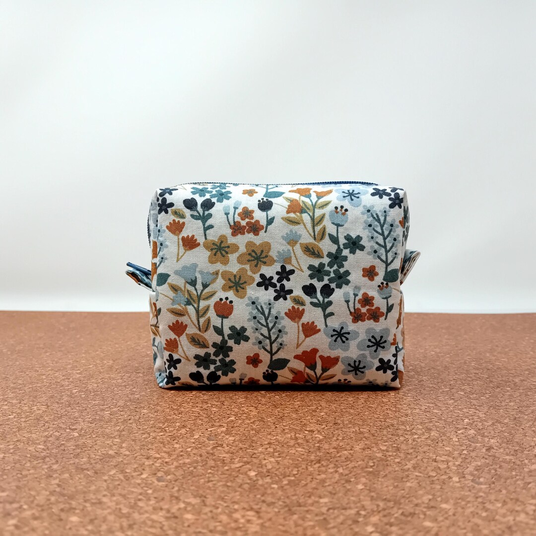 Mini Boxy Pouch, Discreet Storage for Pads, Tampons, Menstrual Cup ...