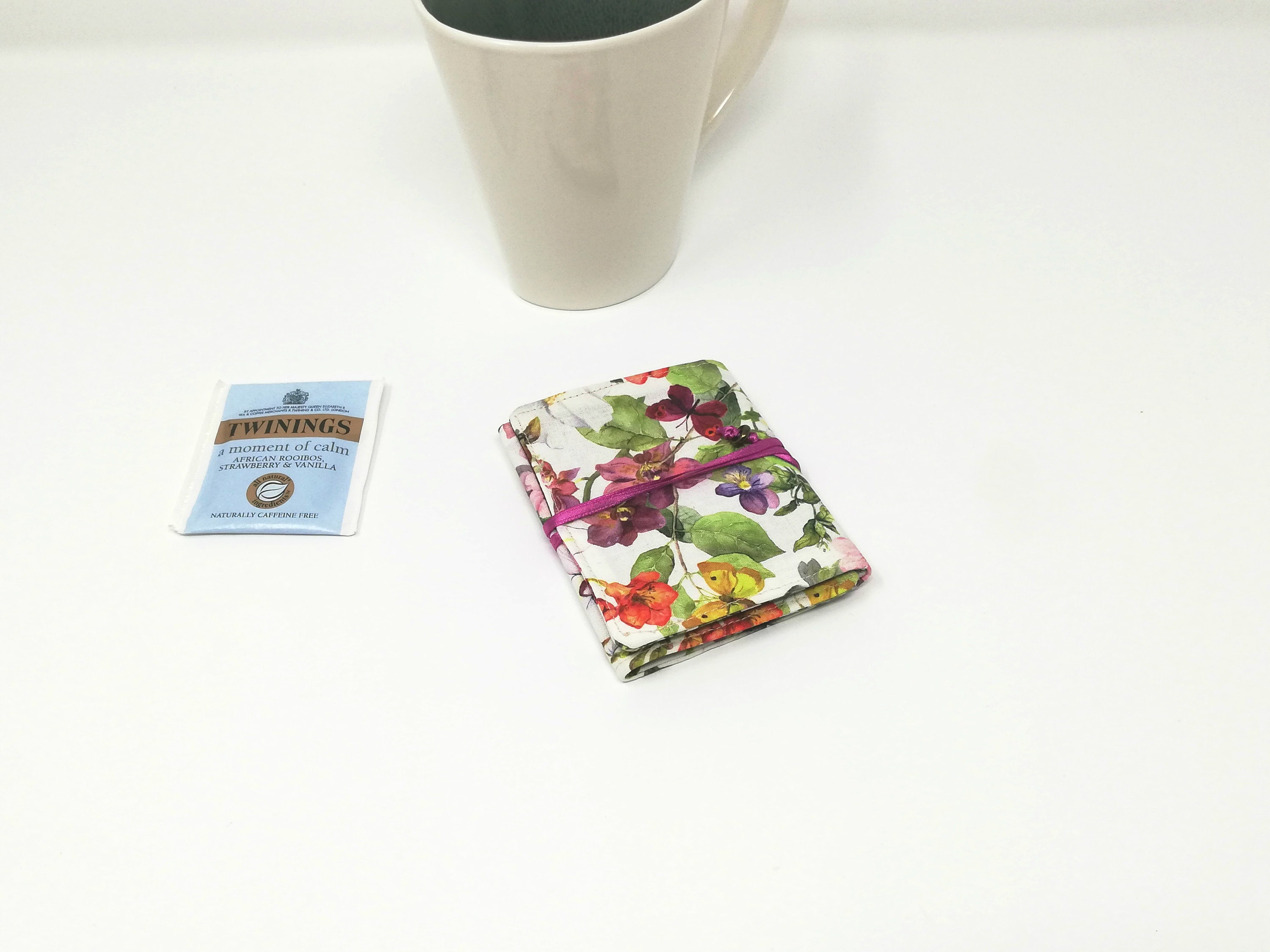 Three pocket reusable teabag holder