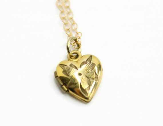 Vintage Dainty Gold Filled Locket Necklace - Engra