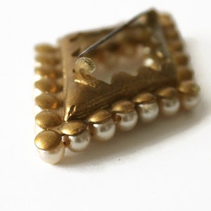 Vintage Faux Pearl Brooch image 3