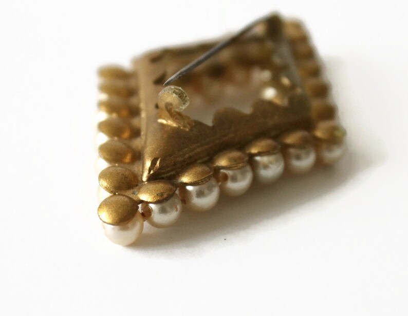 Vintage Faux Pearl Brooch image 3