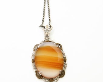 Vintage Sterling Agate Filigree Pendant Necklace - Art Deco Era - Circa 1930's