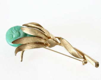 Vintage Flower Jade Stone Brooch - Gold Tone - Retro Jewelry - Gift for Her - Circa 1960s