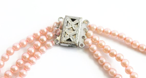 Vintage Pink Pearl Multi Strand Necklace - Romant… - image 3