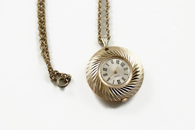 Vintage pendant watch online
