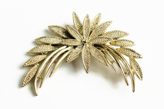 Broche Vintage En Métal Doré - Accessoire Fantaisie Rétro Occasion