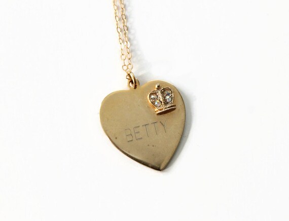 Vintage Heart Pendant Engraved Betty Necklace - G… - image 8