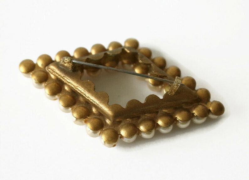 Vintage Faux Pearl Brooch image 2