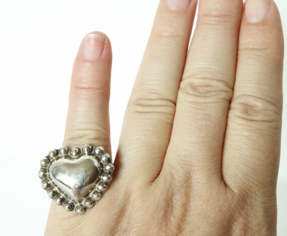 Vintage Sterling Heart Ring - Size 5 - image 5