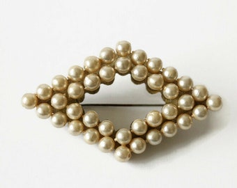 Vintage Faux Pearl Brooch